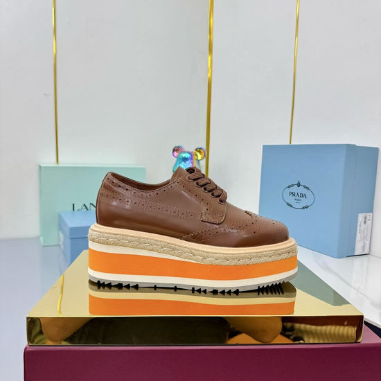 Prada Thick Sole Platform Shoes Height-increasing Comfortable and Durable