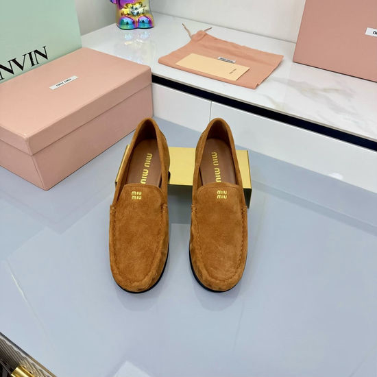 Miu Miu Distressed Leather Lace-up Loafers Casual Versatile