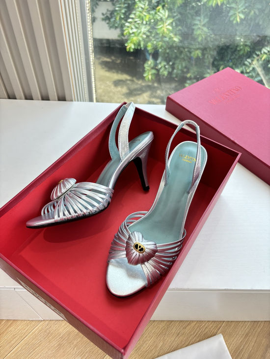 Valentino Comfortable Flat Sandals with Durable Sole and Classic Design