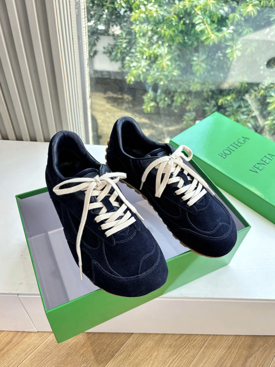 Bottega Veneta Retro Mesh Panel Casual Sneakers with Woven Detail
