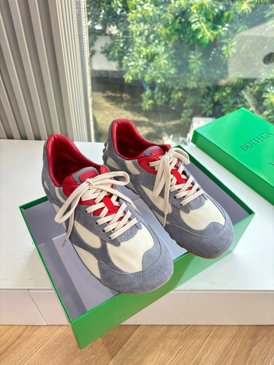 Bottega Veneta Retro Mesh Panel Casual Sneakers with Woven Detail