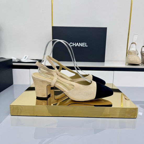 Chanel Classic Two Tone Slingback Flats Premium Sheepskin Lining