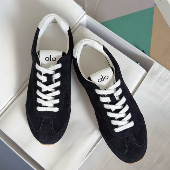 Alo Cowhide Upper Thick Sole Lightweight Casual Athletic Sneakers