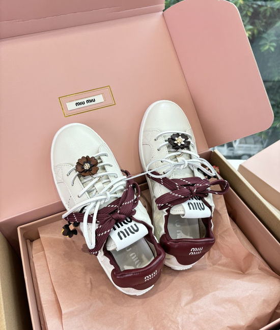 Miu Miu Comfortable Thick Sole Casual Leather Sneakers