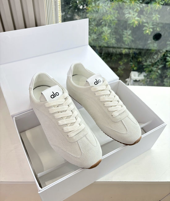 Alo Casual Suede Training Shoes Comfortable Lightweight All-match Footwear