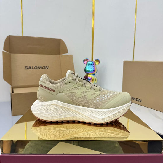 Moncler Breathable Mesh Running Shoes Supportive Insole Shock Absorbing Outsole