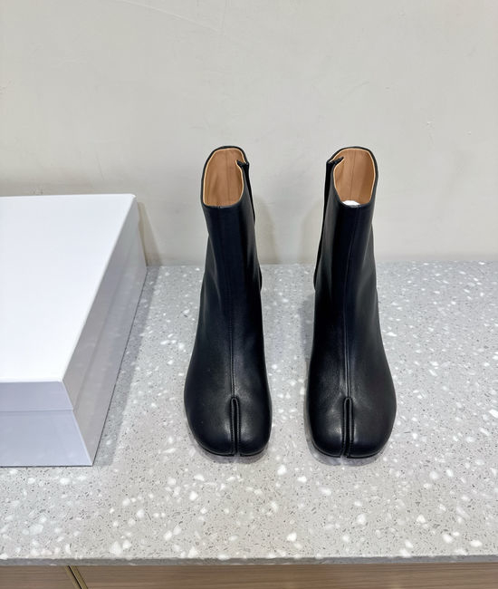 Maison Margiela MM6 Chunky Heel Split Toe Ankle Boots Soft Premium Leather