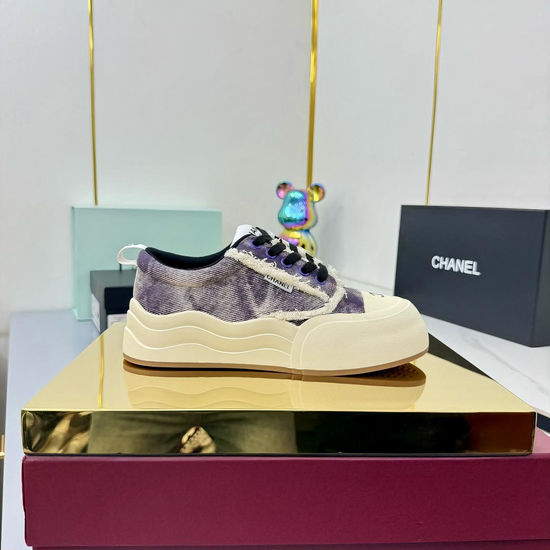 Chanel Classic Black White Casual Comfortable Sheepskin Sneakers