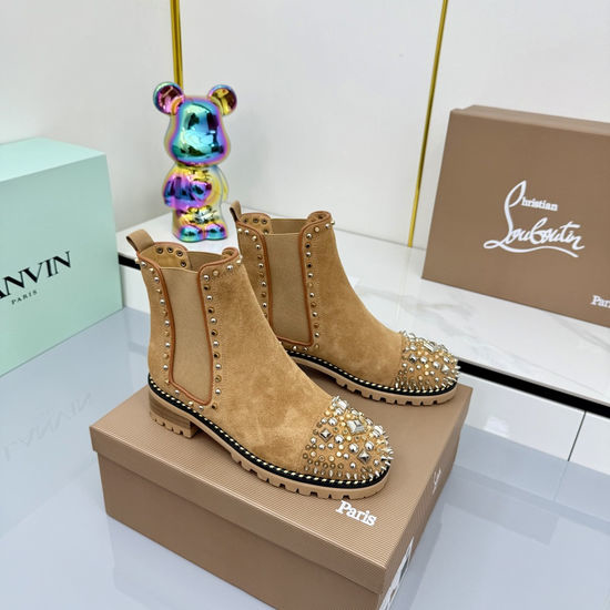 Louis Vuitton LV Rivet Decor Ankle Boots With Two Tone Rubber Sole