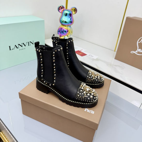 Louis Vuitton LV Rivet Decor Ankle Boots With Two Tone Rubber Sole