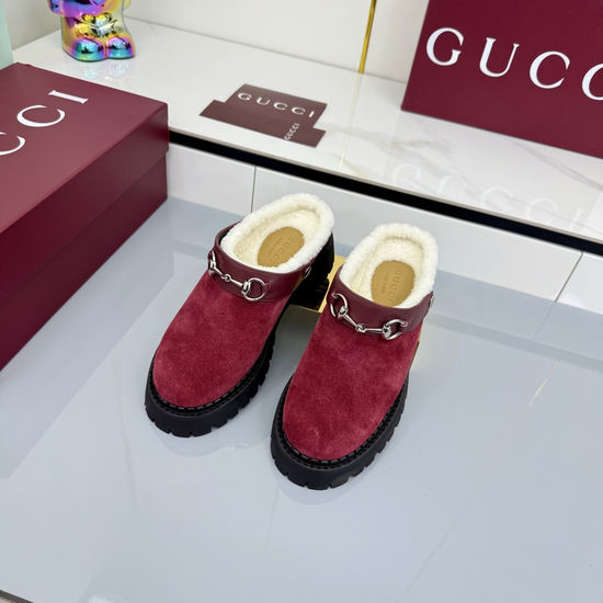 Gucci Crystal Embellished Patent Leather Loafers