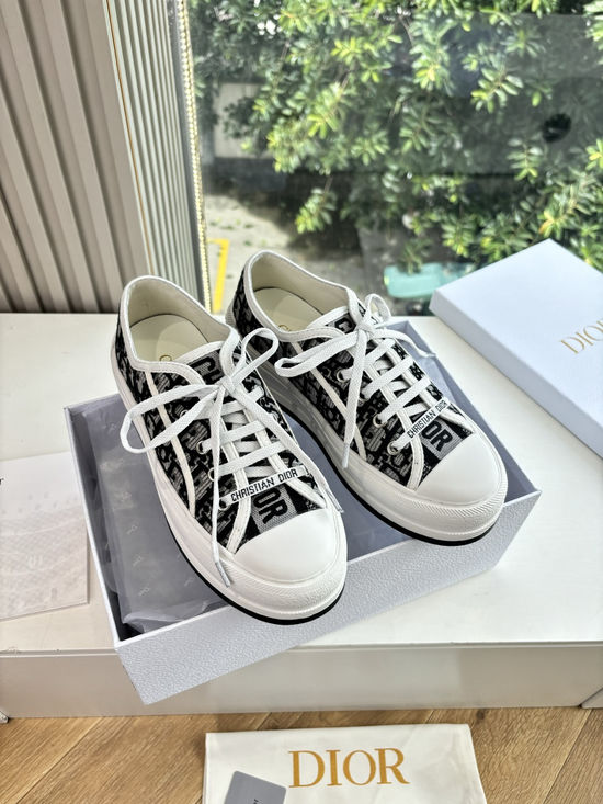 Christian Dior Embroidered Leather Mesh Casual Sneakers Comfortable Breathable