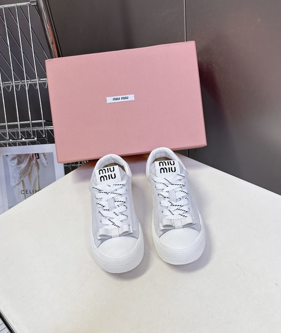 Miu Miu Bow Decorated Double Laces Vintage Leather Sneakers