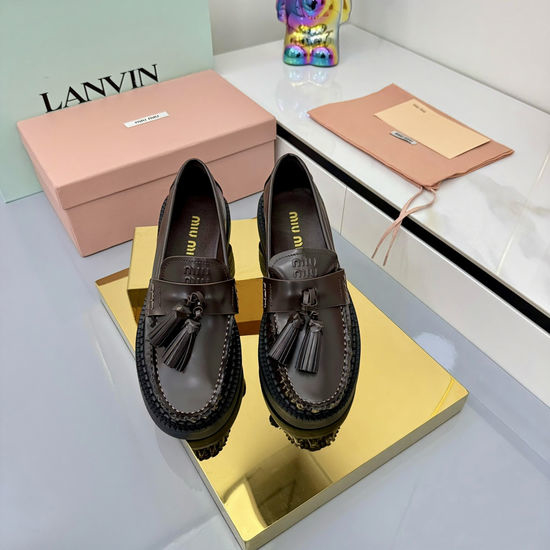 Miu Miu Patent Leather Distressed Lace-up Loafers Anti-slip