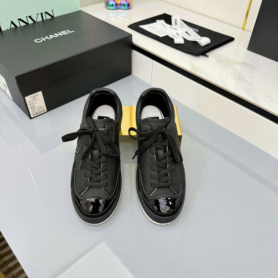 Chanel Premium Leather Casual Versatile Retro Training Sneakers