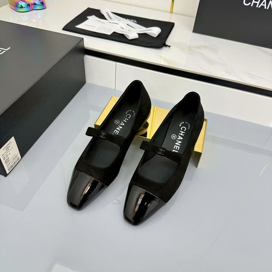 Chanel Classic Slingback Flats Two Tone Elegant Durable Sole