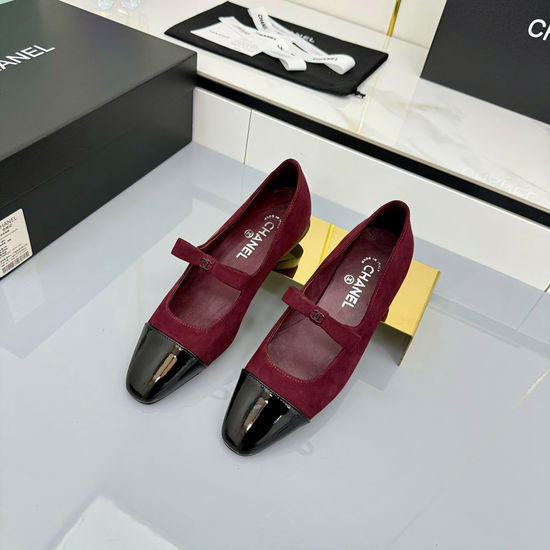 Chanel Classic Slingback Flats Two Tone Elegant Durable Sole