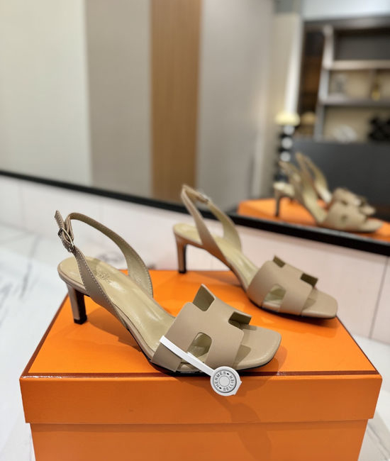 Hermes Classic Smooth Leather Mid Heel Daily Shoes