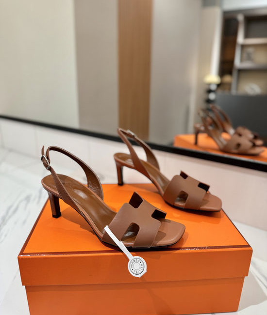 Hermes Classic Smooth Leather Mid Heel Daily Shoes