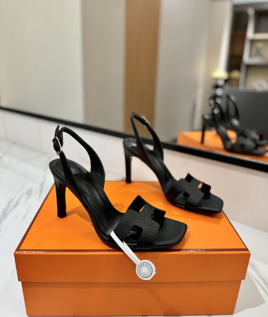 Hermes Classic 9cm Epsom Leather Comfortable Pumps