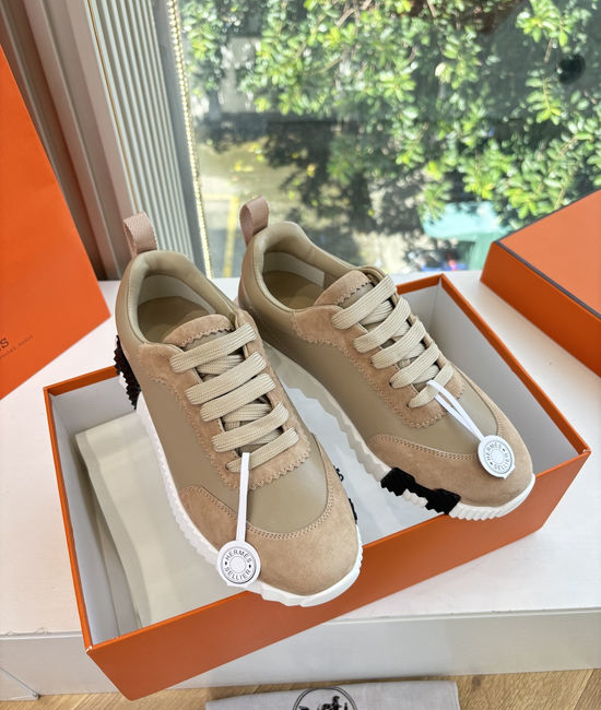 Hermes Premium Leather Comfortable Versatile Casual Sneakers Fashionable