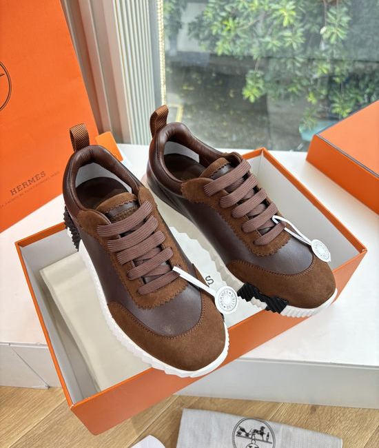 Hermes Premium Leather Comfortable Versatile Casual Sneakers Fashionable