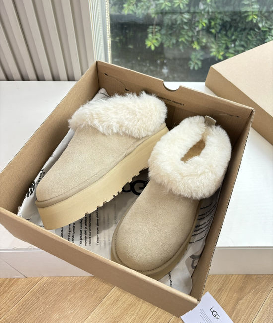 UGG Fleece Lined Suede Ankle Boots With Thick Rubber Sole