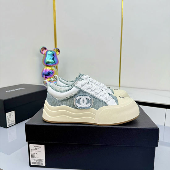 Chanel Classic Black and White Casual Board Shoes with Breathable Design
