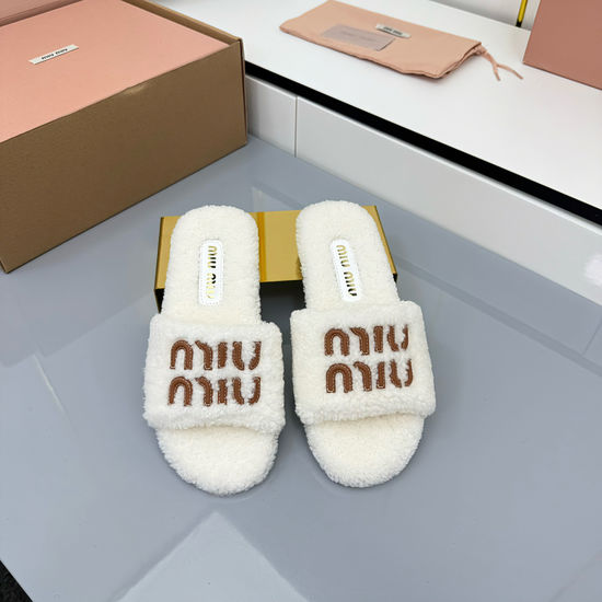Miu Miu Soft Fuzzy Flat Slippers Warm Cozy for Home and Outdoor