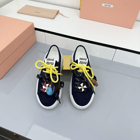 Miu Miu Vintage Distressed Leather Casual Sneakers Soft Lining
