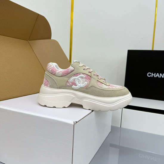 Chanel Classic Black and White Casual Board Shoes with Breathable Design