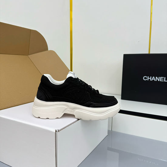 Chanel Classic Black White Leather Casual Sneakers