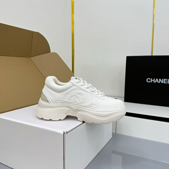 Chanel Classic Black White Leather Casual Sneakers