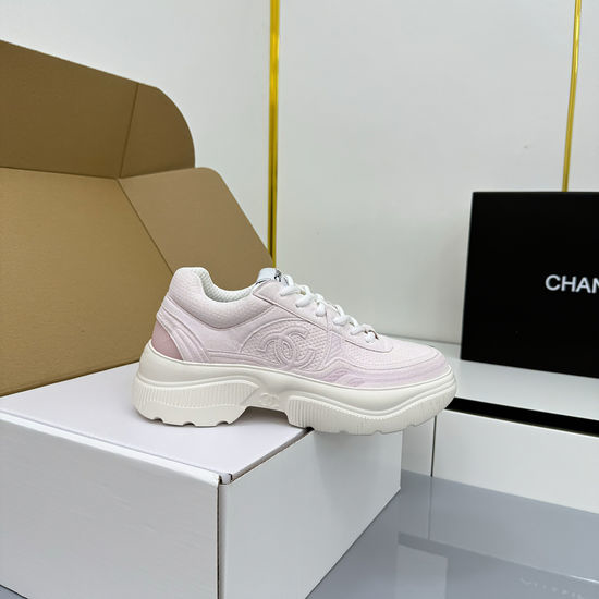 Chanel Classic Black White Leather Casual Sneakers