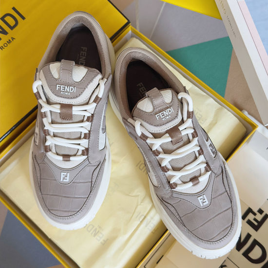 Fendi Premium Leather Low Top Casual Walking Sneakers