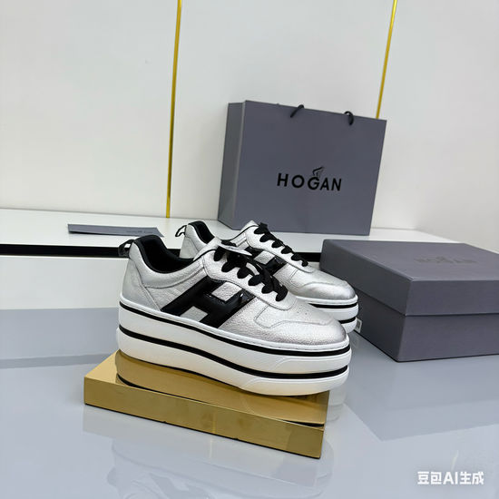 Hogan Elevated Soft Leather Casual Sneakers Comfortable Daily Footwear