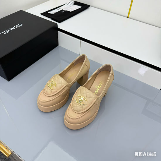 Chanel Elegant Block Heel Pumps Soft Lining Comfortable Wear