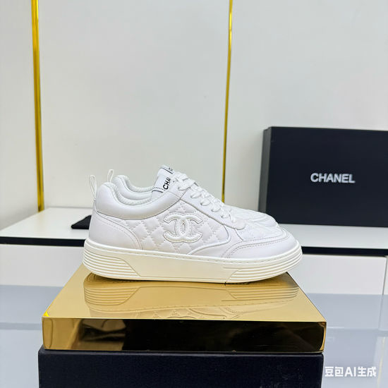 Chanel Premium Two-tone Casual Sports Sneakers Comfortable Versatile Shoes