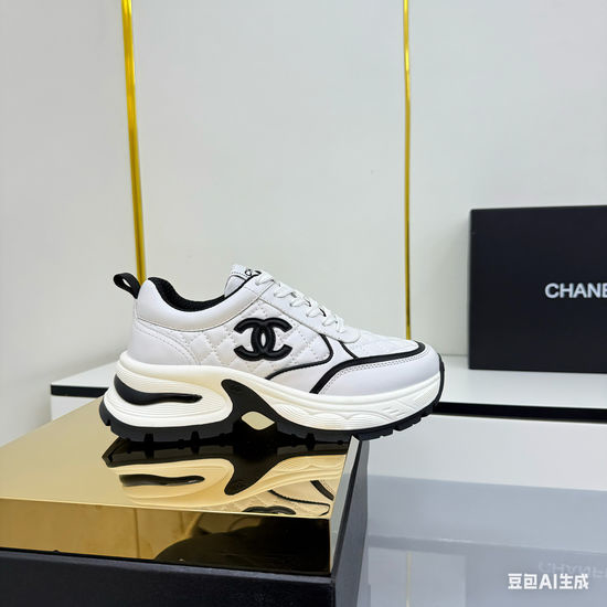 Chanel Premium Two-tone Casual Sports Sneakers Comfortable Versatile Shoes