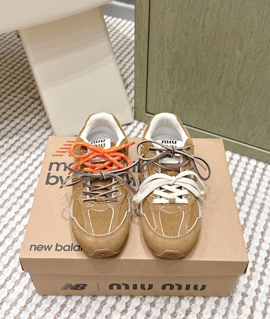 Miu Miu Retro Suede Leather Sneakers Two-toned Laces Durable Non-slip Sole