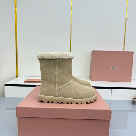 Miu Miu Elegant Wool Ankle Boots for Chic Winter Looks