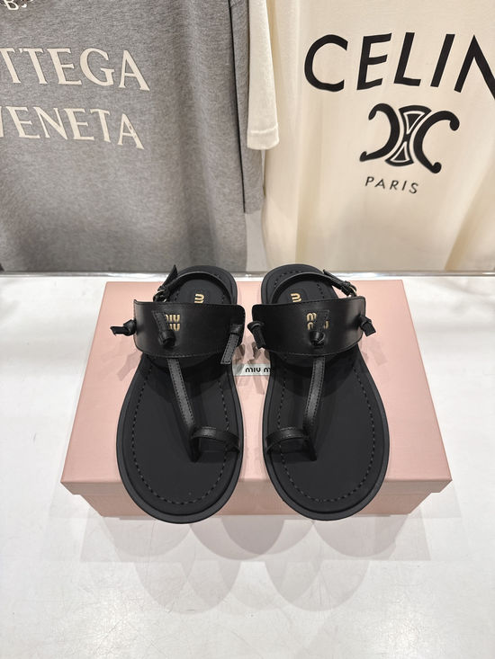 Miu Miu Minimalist Thong Sandals Comfortable Non-slip Casual Shoes