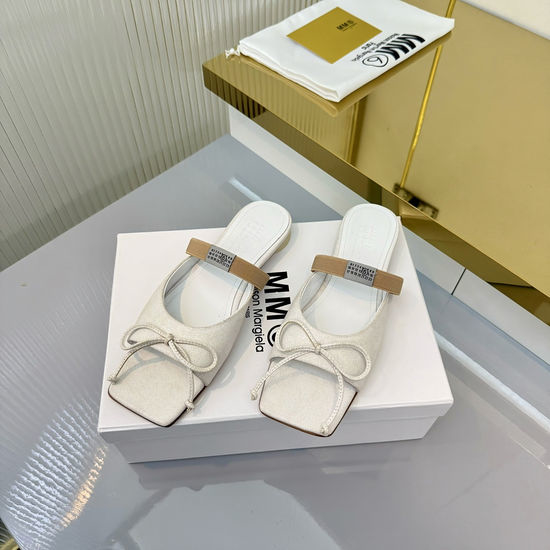 Maison Margiela MM6 Bow Decor Square Toe Leather Comfortable Mule Slippers