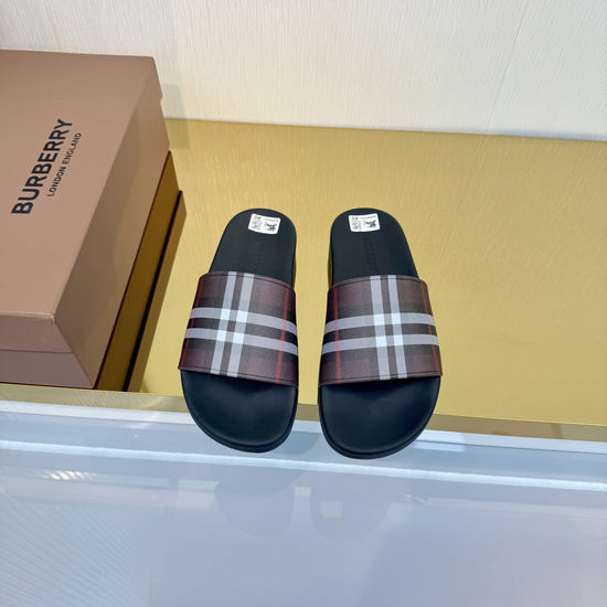 Burberry Designer Logo 3D Print Slip-on Shoes
