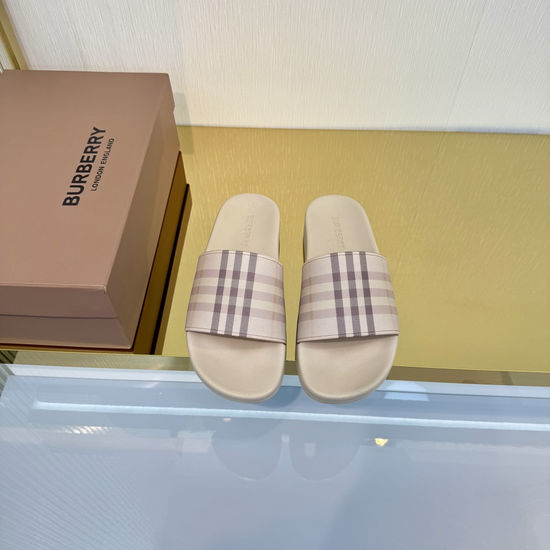 Burberry Designer Logo 3D Print Slip-on Shoes