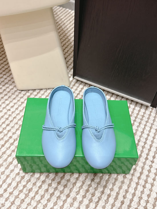 Bottega Veneta Knit Detail Sheepskin Ballet Mule Shoes