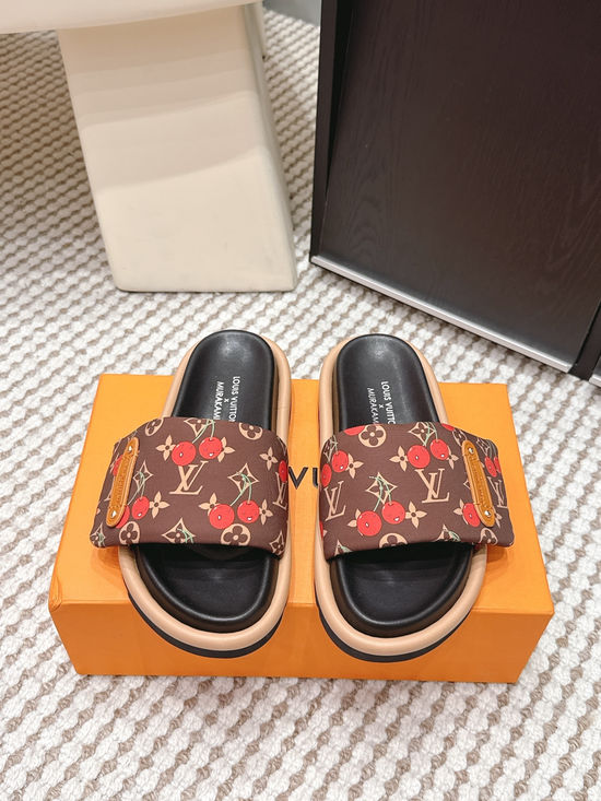 Louis Vuitton Printed Canvas Casual Lightweight Slide Sandals