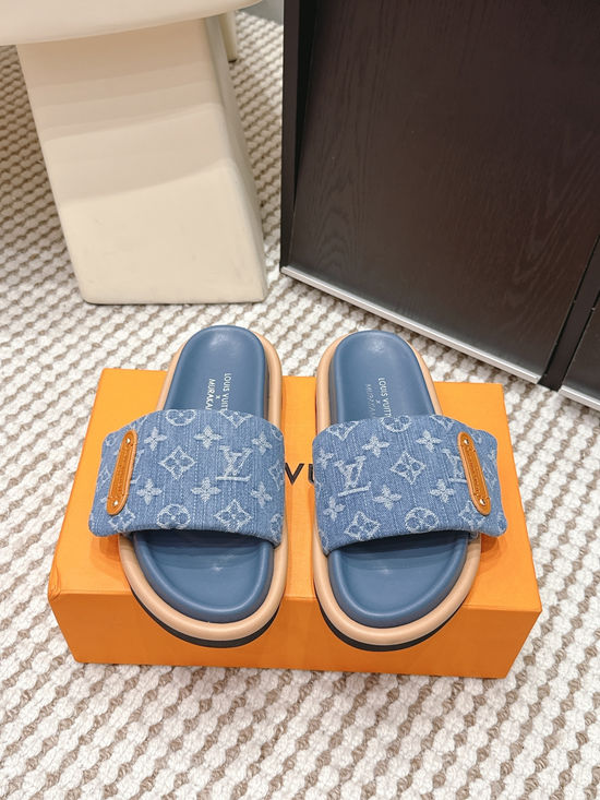 Louis Vuitton Printed Canvas Casual Lightweight Slide Sandals