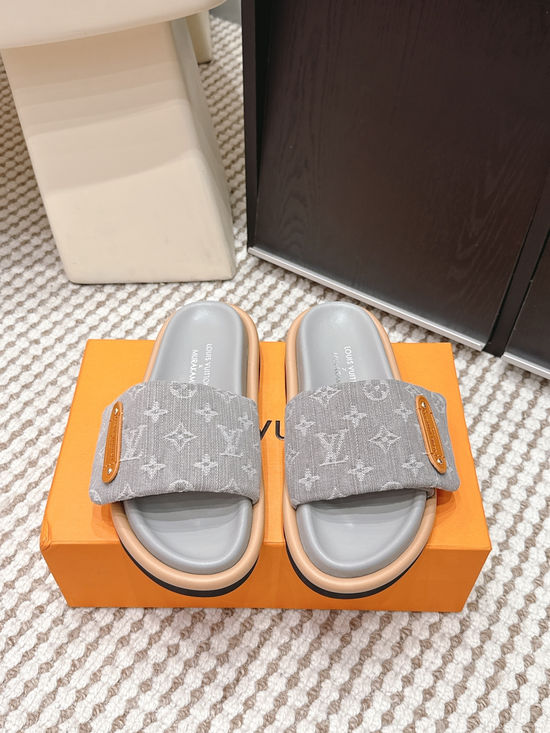 Louis Vuitton Printed Canvas Casual Lightweight Slide Sandals