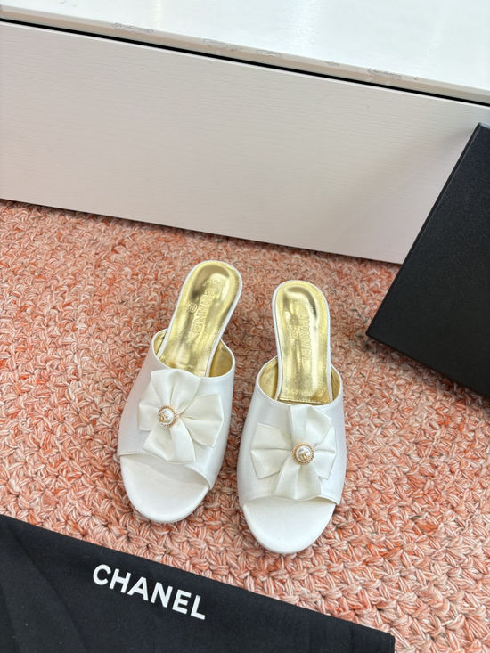 Chanel Metallic Leather Slides Comfortable Casual